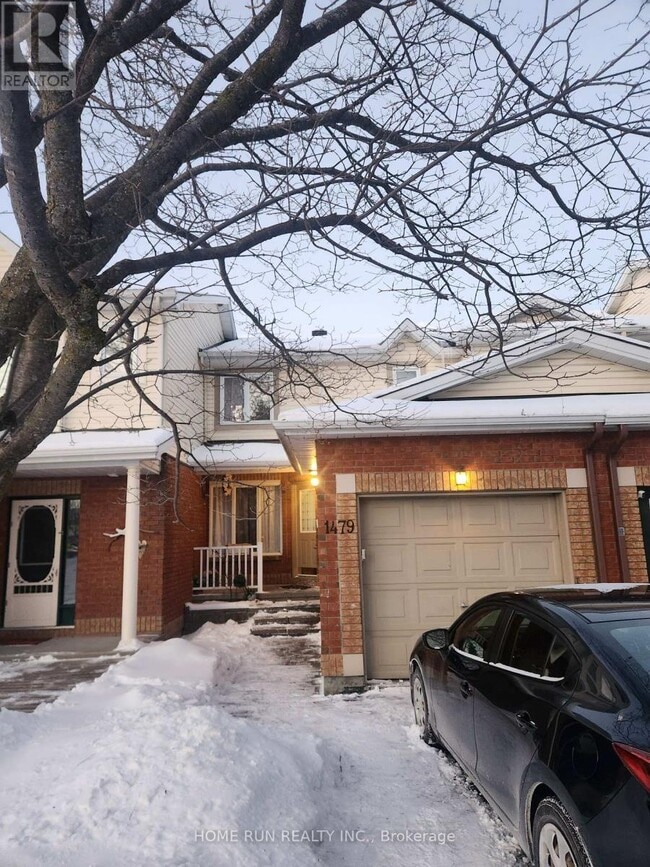 Building Photo - 1479 Lynx Crescent