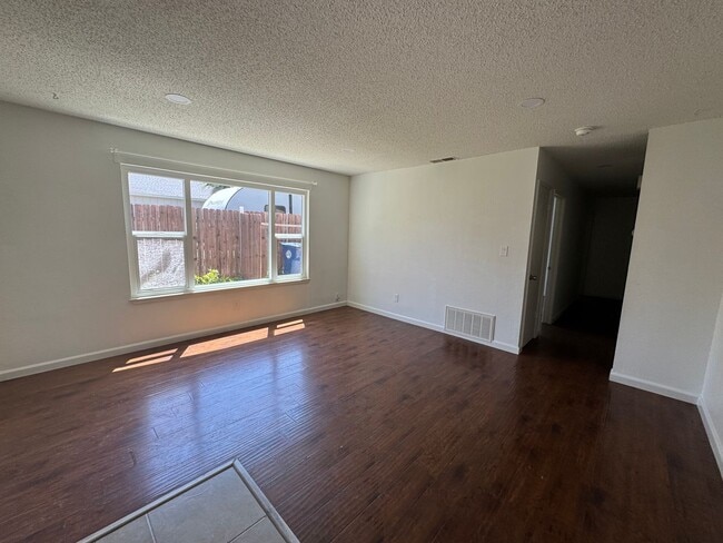 Building Photo - 7517-7519 Saint Philomena Way