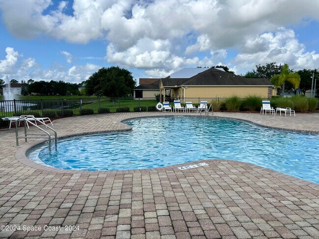 Building Photo - 110 Lure Ct SW
