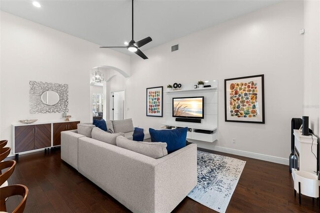 Foto del edificio - 11913 Keating Dr