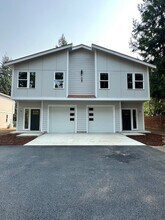 Building Photo - 105 Everson Goshen Rd