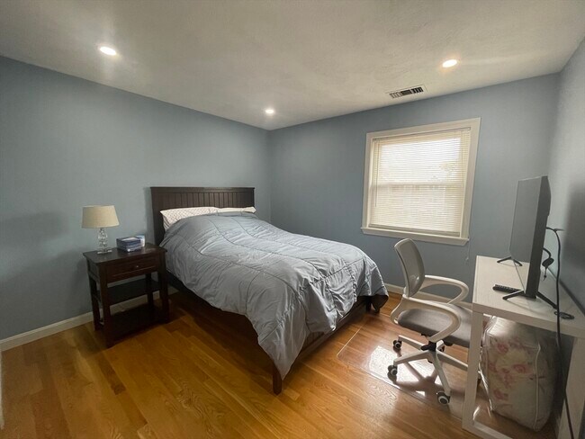 Foto del edificio - 1210 VFW Parkway