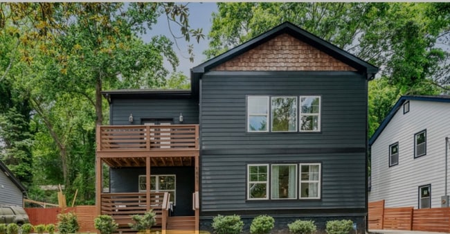 Building Photo - 1857 Meadow Ln