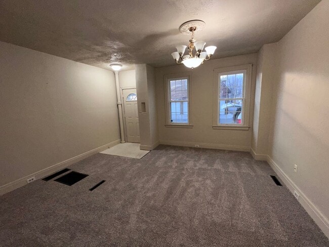 Foto del edificio - 3 Bedroom Home in Lebanon City