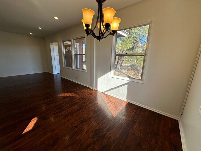 Foto del edificio - AVAILABLE NOW HOUSE ON THE HILL- CALIMESA-...