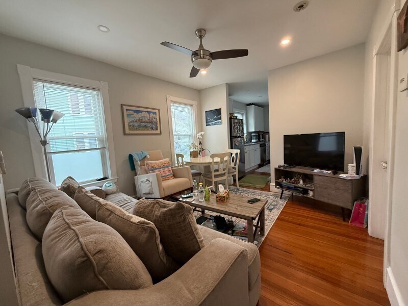 Foto principal - 37 Hinckley St