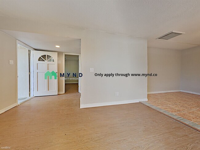 Building Photo - 6 br, 2 bath House - 4009 N 48th Ave