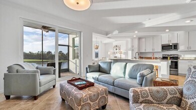 Building Photo - 14041 Heritage Landing Blvd