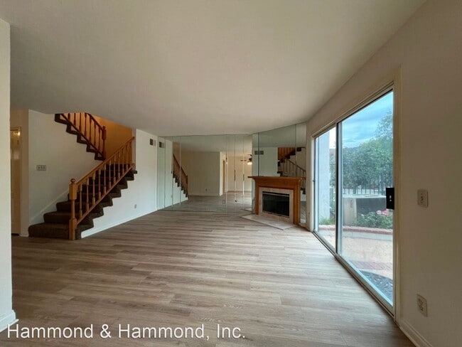 Building Photo - 3 br, 3 bath House - 5964 Ruthwood Dr.