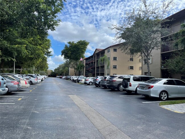 Foto del edificio - 12850 SW 4th Ct