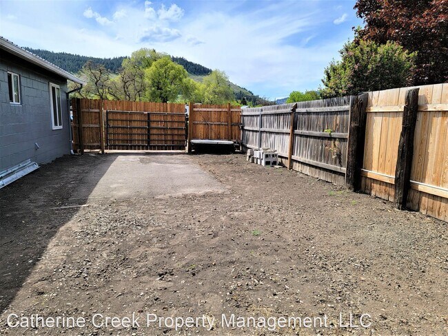 Building Photo - 2 br, 1 bath House - 2503 3rd Street