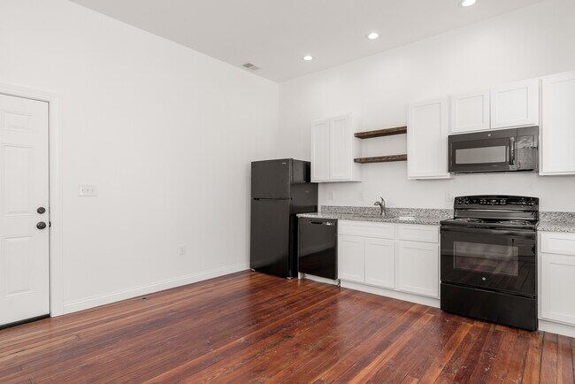 Foto del edificio - 701 E Kentucky St