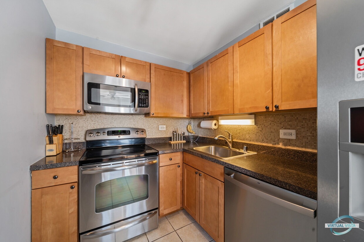 655 W Irving Park Rd Unit 3151615, Chicago, IL 60613 Condo for Rent