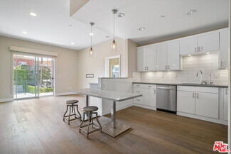Building Photo - 13337 Beach Ave