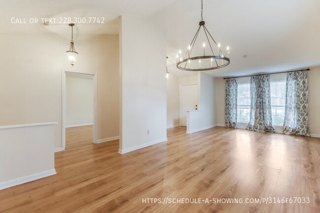 Foto del edificio - 3612 Miles Ln