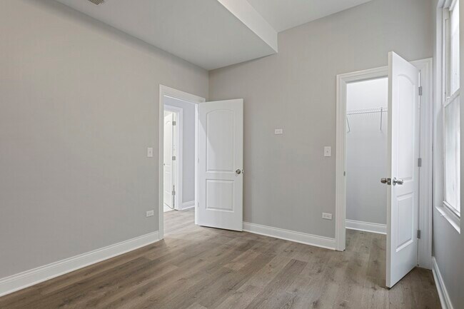 Foto del edificio - 2714 W Polk St