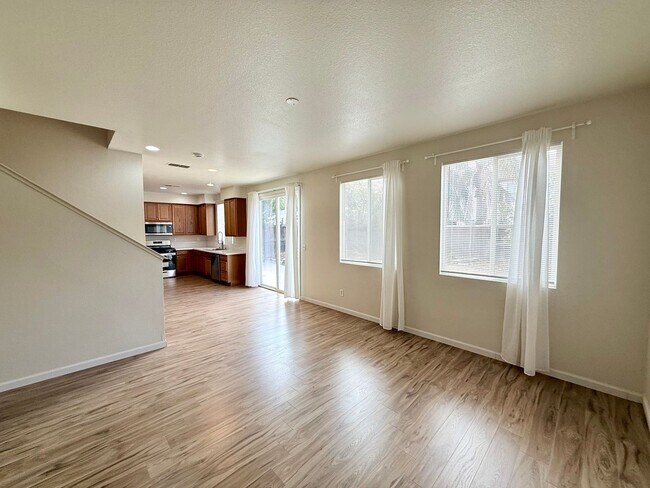 Foto del edificio - 4931 Winamac Dr