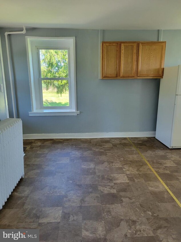 Primary Photo - 2104 Kraussdale Rd