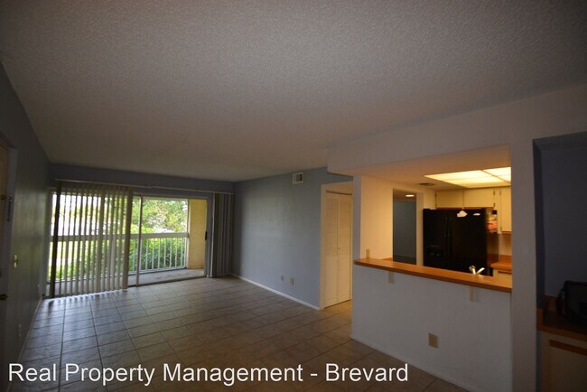 Foto del edificio - 2 br, 2 bath House - 915 Sonesta Avenue NE...
