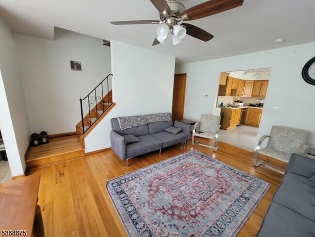 Foto del edificio - 555 Clifton Ave