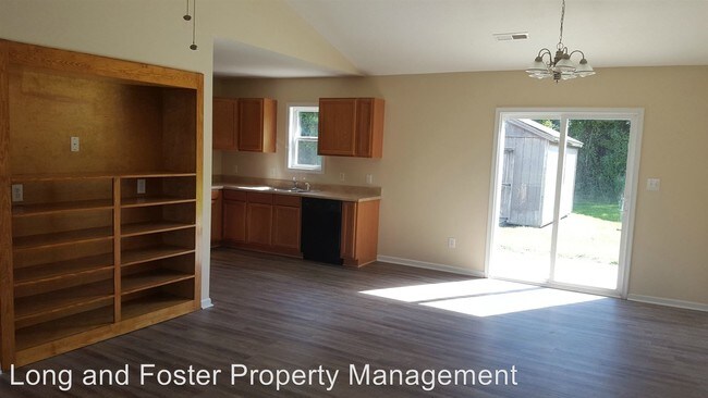 Foto del edificio - 3 br, 2 bath House - 1200 Jessica Street