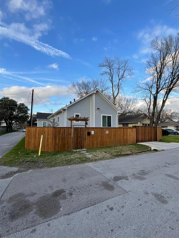 3101 Adelia St, Houston, TX 77026 House Rental in Houston, TX