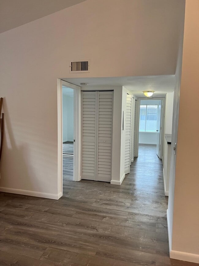 Foto del edificio - 6342 Chasewood Dr