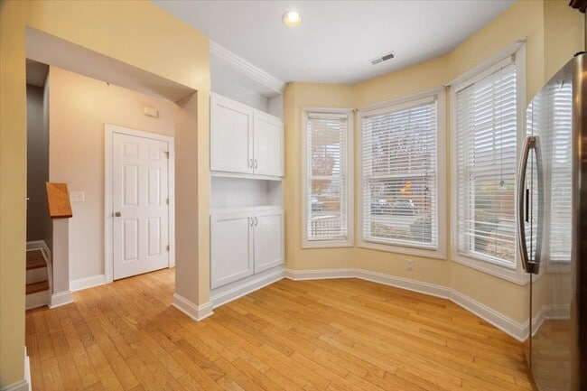 Foto del edificio - 1938 Tudor Court