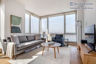 Building Photo - 635 W 42nd St