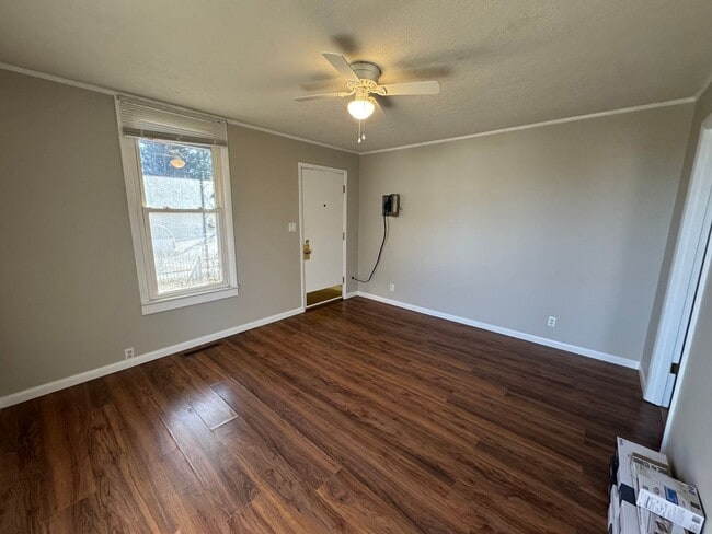 Building Photo - 1006 N 12th St