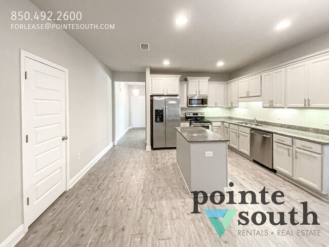 Building Photo - 1713 Covington Ln
