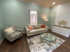 Building Photo - 4501 Cartwright Rd