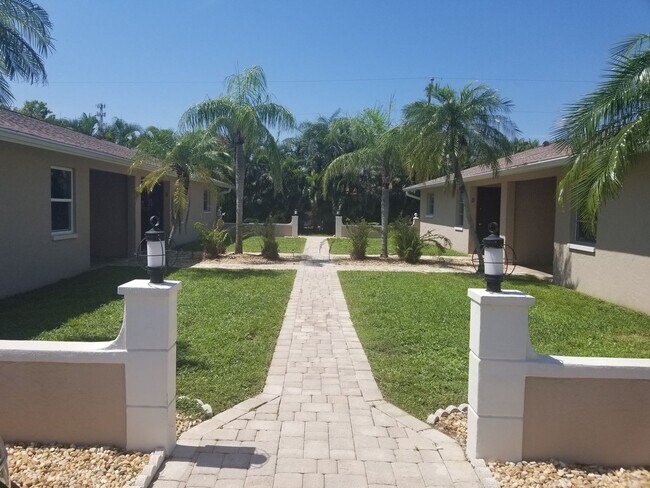 Photo - 1102 SE 8th Terrace Apartment