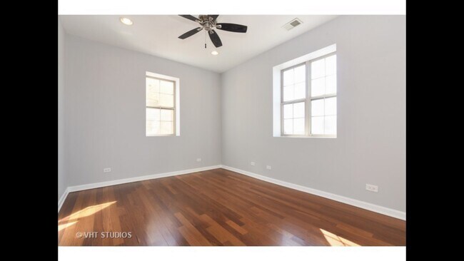 Foto del edificio - 4055 N Central Park Ave