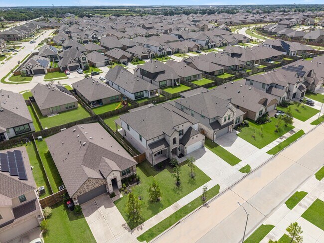 Foto del edificio - 1569 Sunrise Gables Dr
