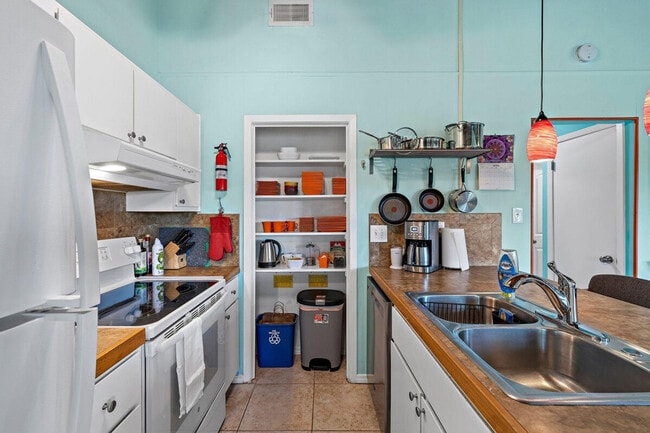 Foto del edificio - 2307 Trailside Dr