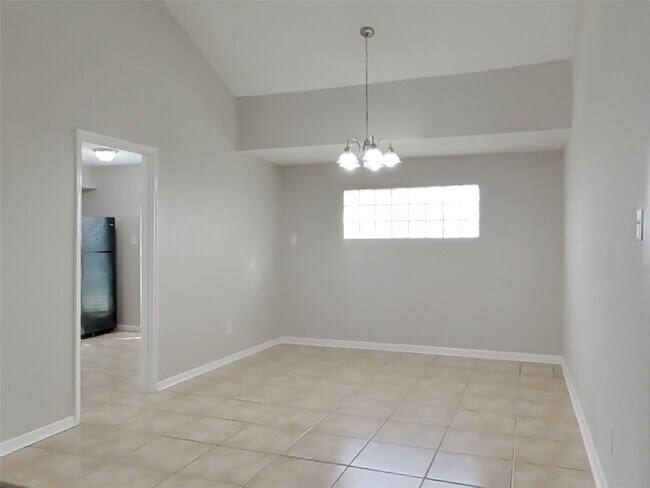 Foto del edificio - 12819 Enchanted Path Dr