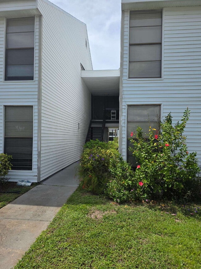 Building Photo - 706 Haven Pl