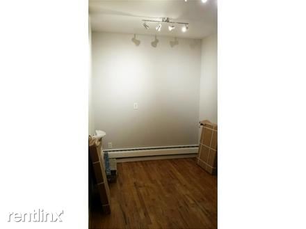 Building Photo - 64 3rd Ave