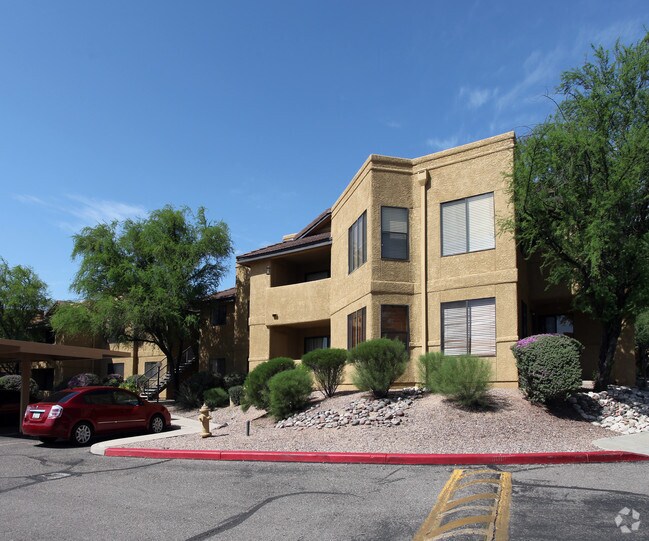 Building Photo - Sabino Canyon