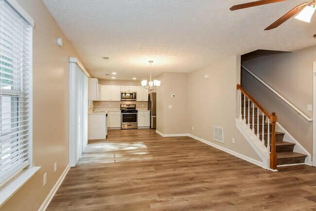 Foto del edificio - 966 Windcroft Cir NW