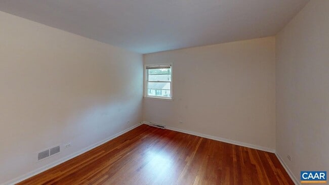Building Photo - 130 Apple Tree Rd