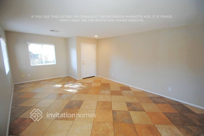 Foto del edificio - 6040 W Wood St