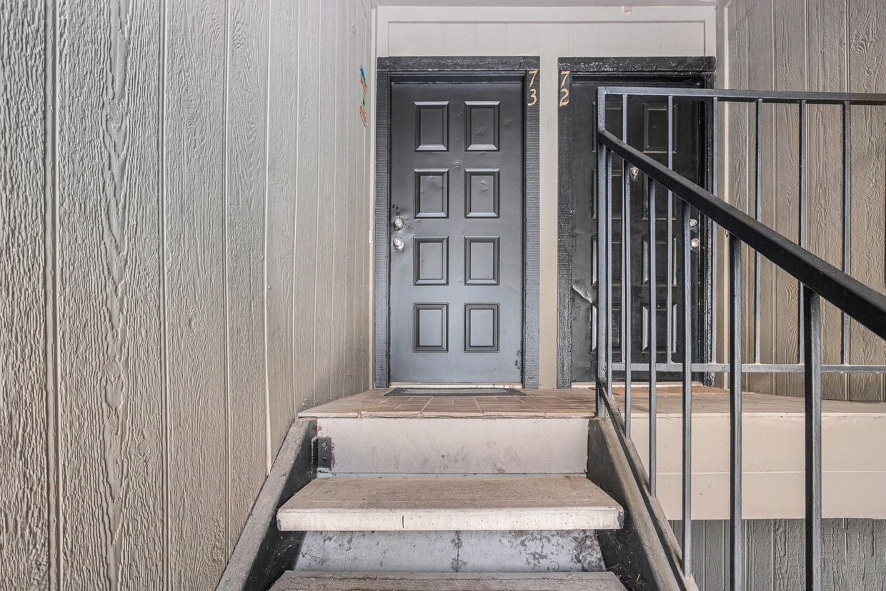 Primary Photo - Excellent location under $1500!