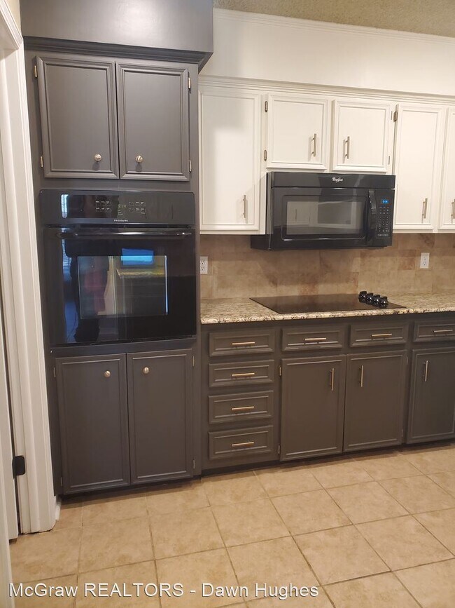Foto del edificio - 3 br, 2 bath House - 6548 S. 112th E. Ave.