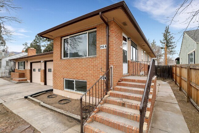 Foto del edificio - 214 Cheyenne Blvd