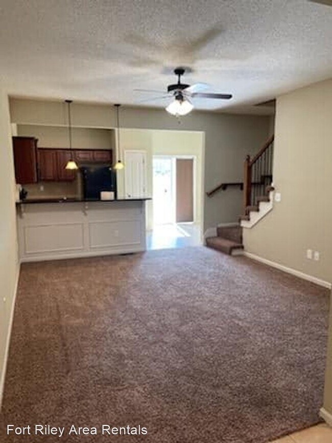 Building Photo - 2 br, 3.5 bath House - 1611 N. 127th Street