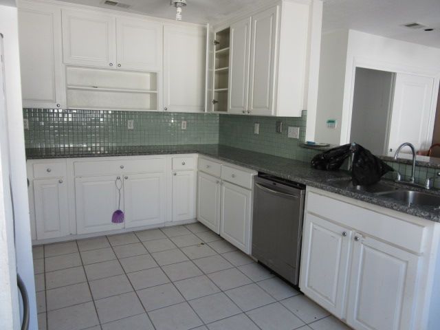 Building Photo - 14206 Langbourne Dr
