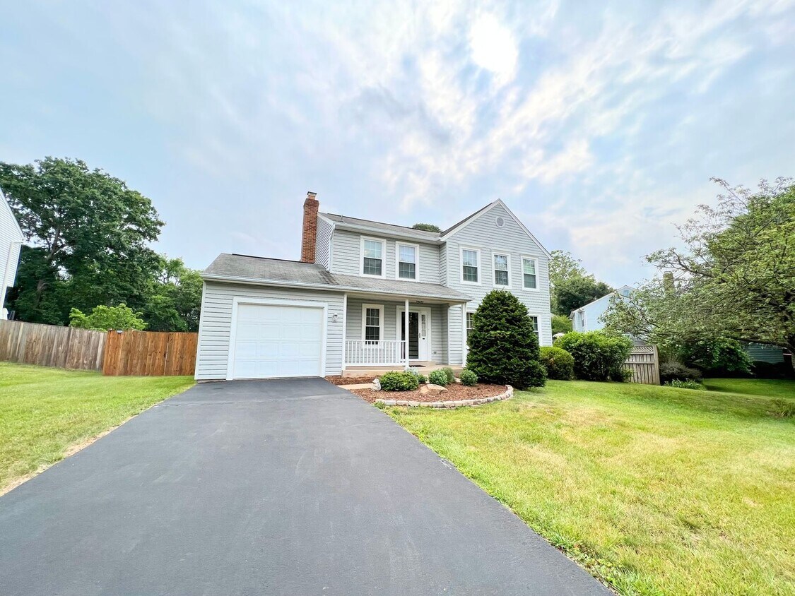 345 Silver Ridge Dr, Sterling, VA 20164 House Rental in Sterling, VA