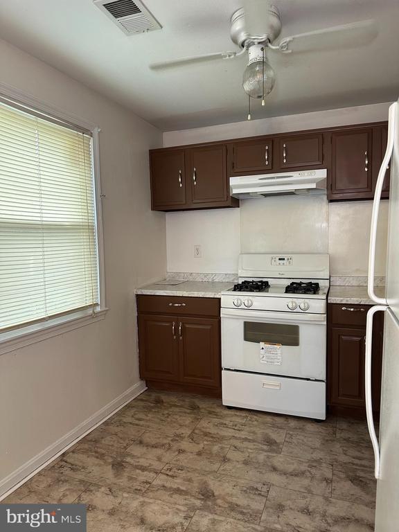 Foto del edificio - 1313 Potomac Heights Dr